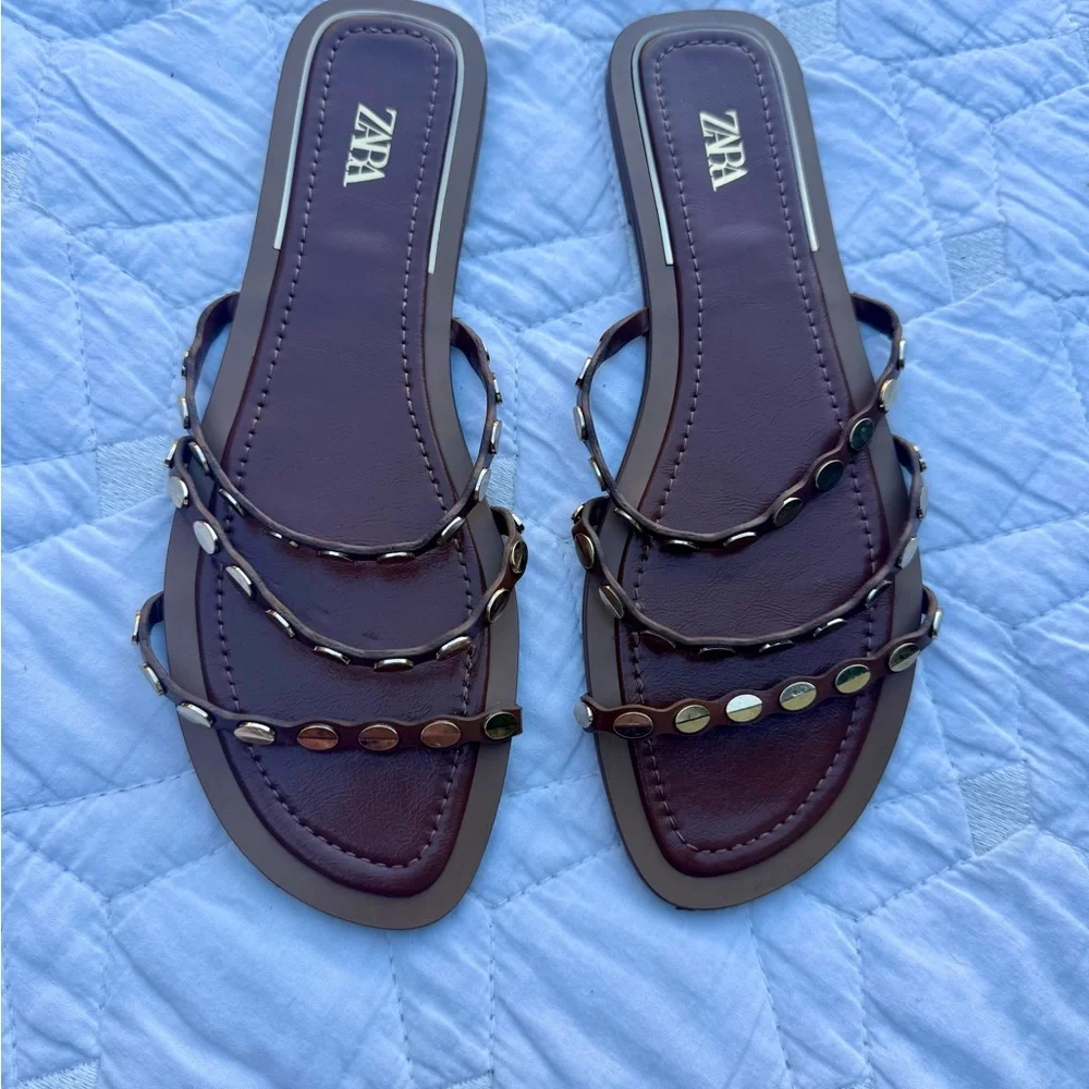 Zara Women's Dark Brown Sandals with Gold Accents - Picture 2 of 3